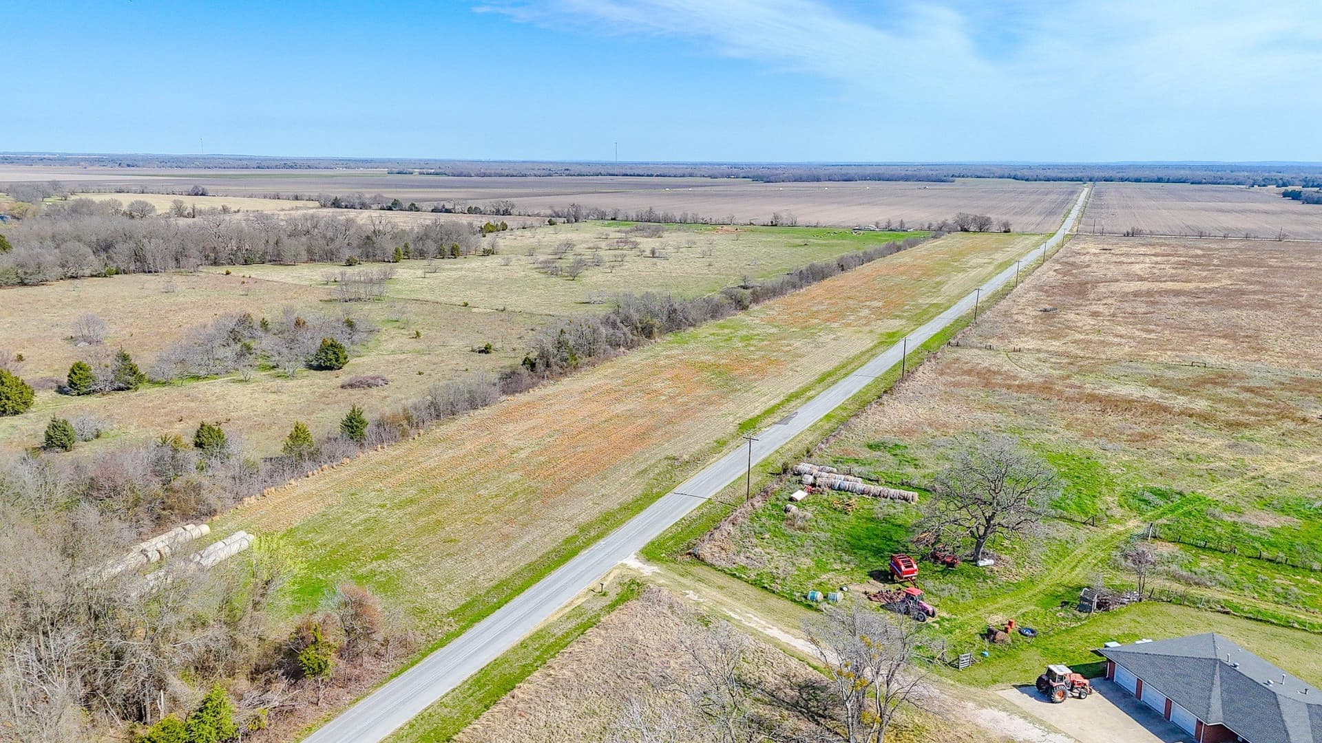 1 acres in Navarro County gallery image 2
