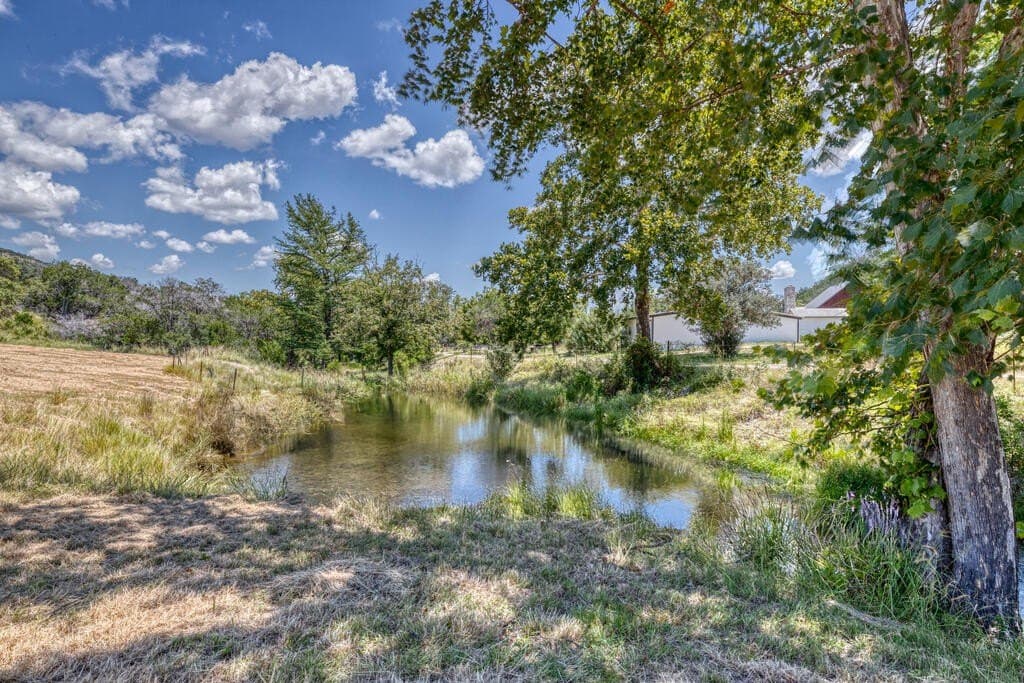 225.7 acres in Real County - photo 7
