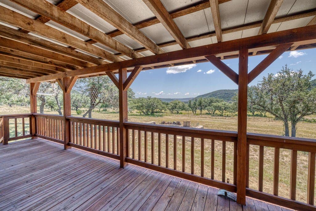 225.7 acres in Real County - photo 32
