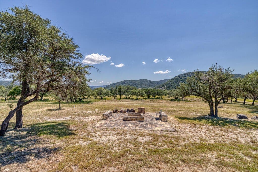 225.7 acres in Real County - photo 33