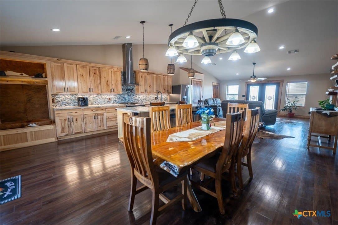 20.02 acres in Lampasas County