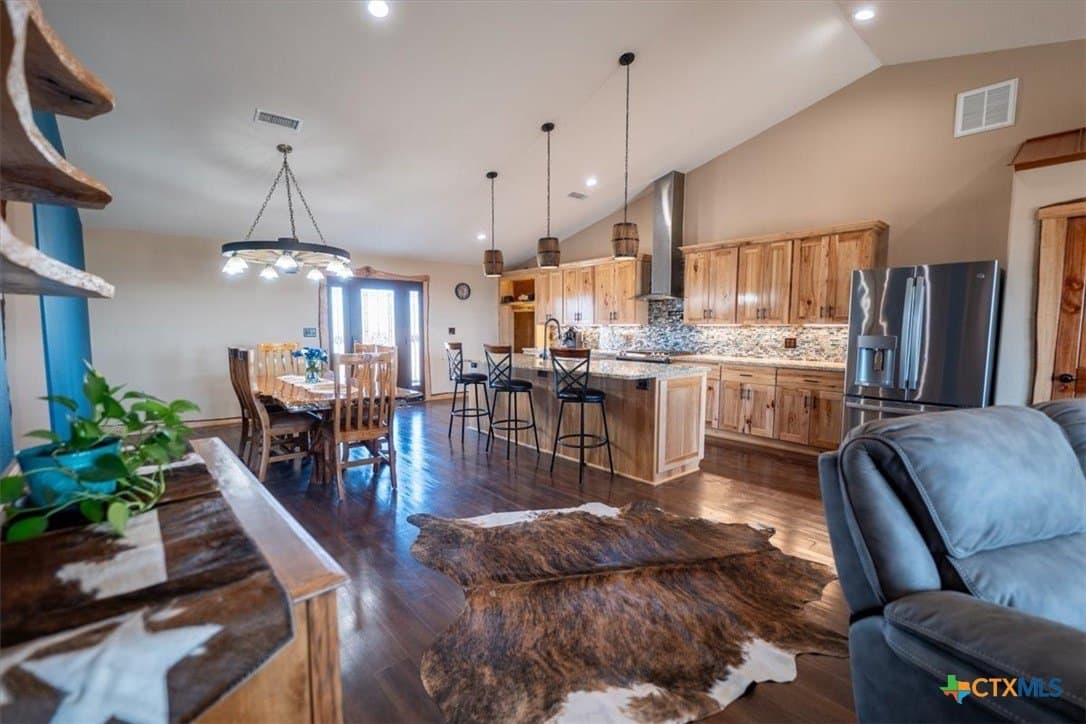 20.02 acres in Lampasas County gallery image 3