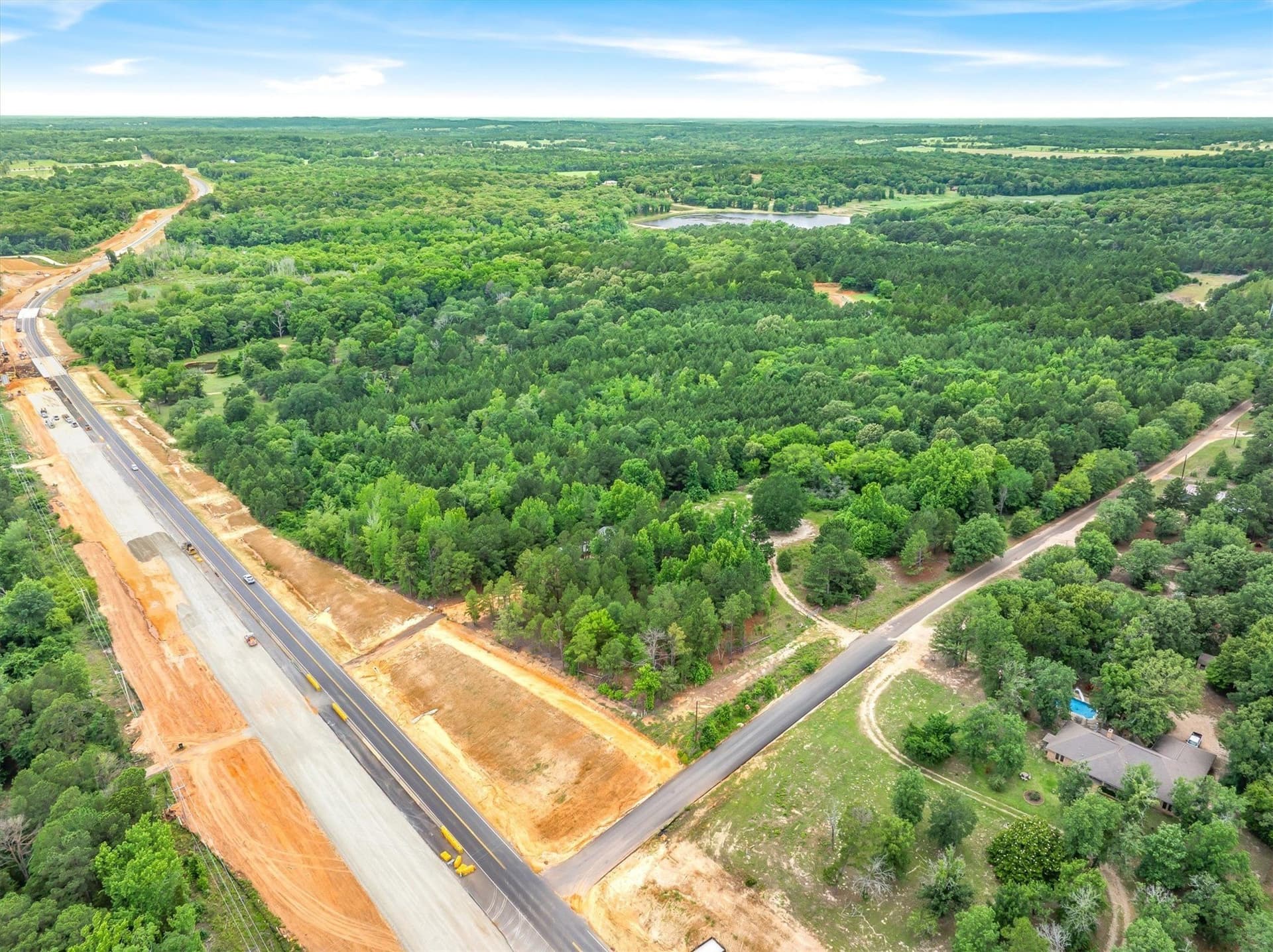 6.64 acres in Smith County gallery image 3