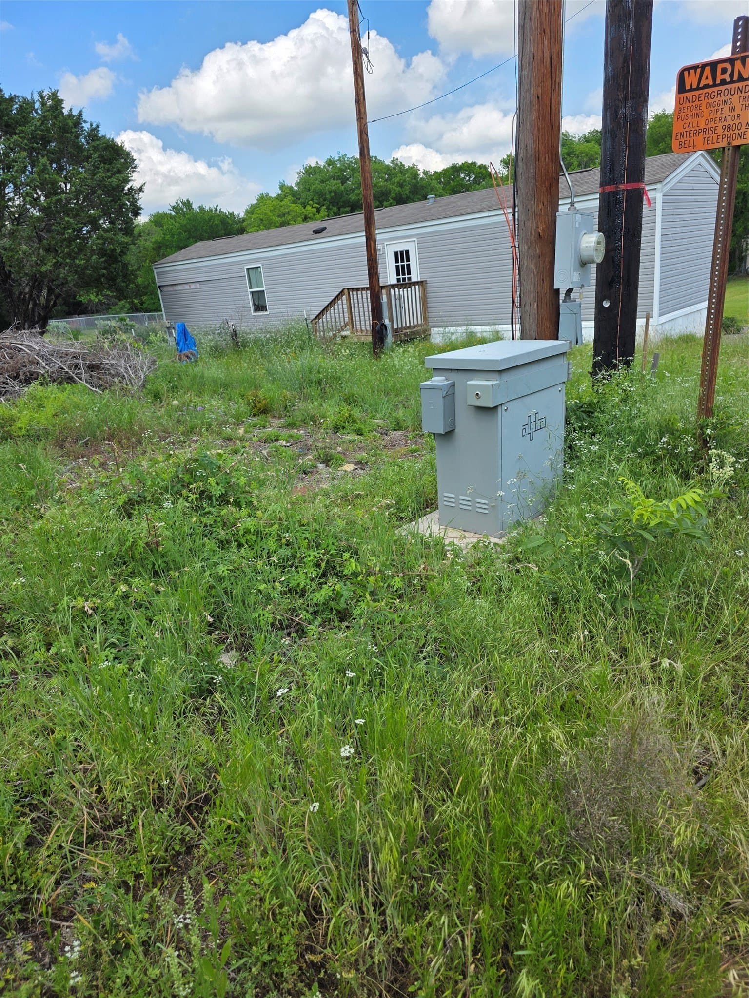 0.04 acres in Hood County - photo 6