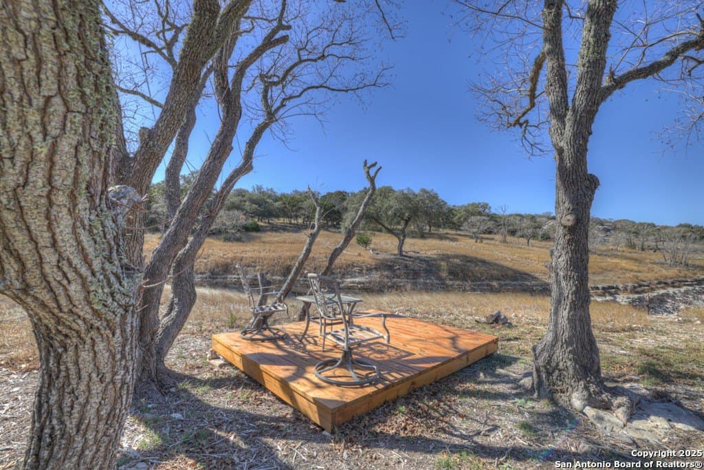 1.26 acres in Comal County gallery image 2