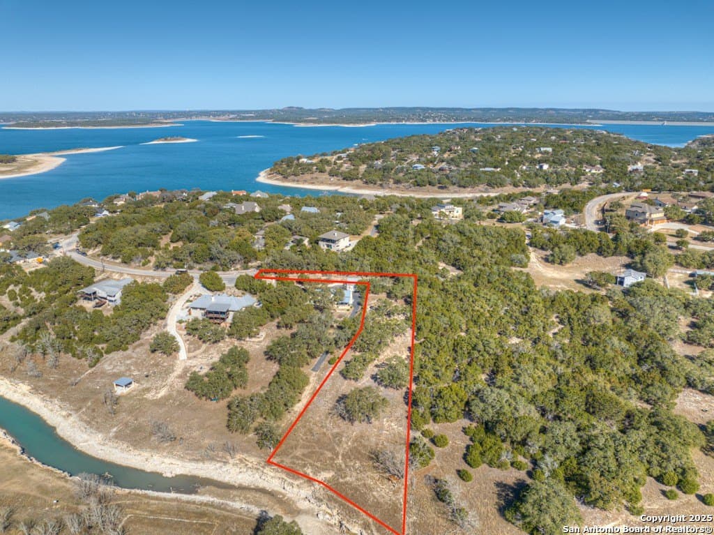 1.26 acres in Comal County