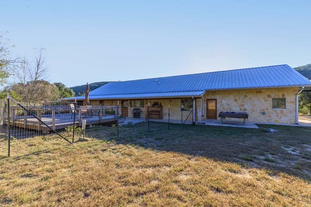 10.8 acres in Real County - photo 42