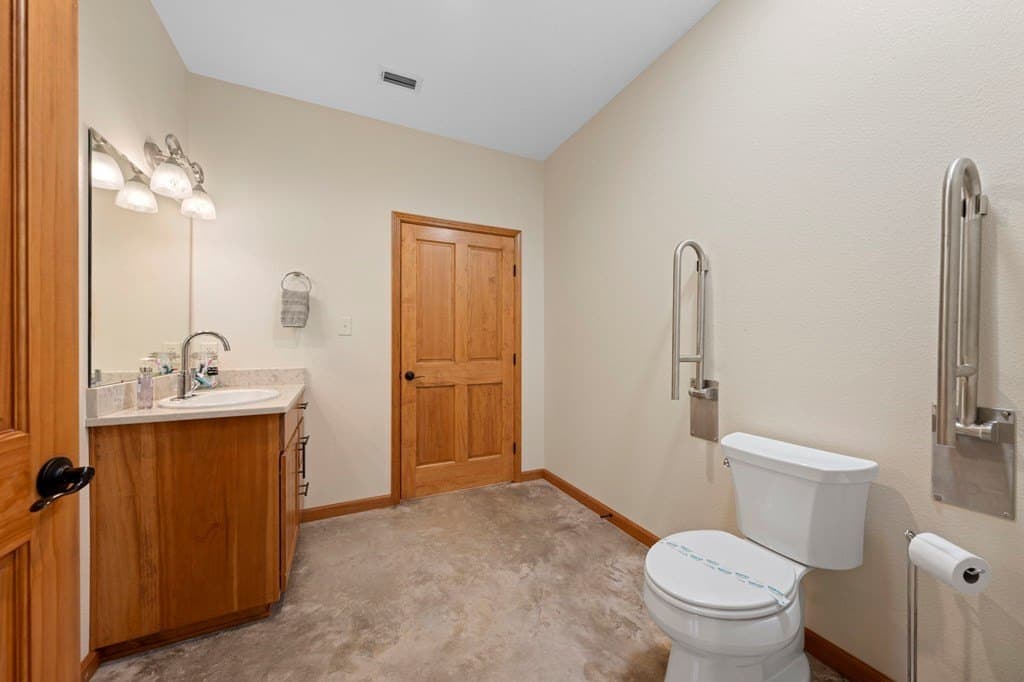 10.8 acres in Real County - photo 23