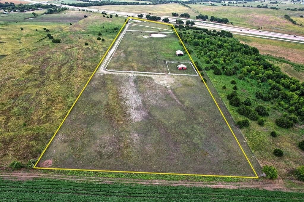 17.39 acres in Ellis County gallery image 2
