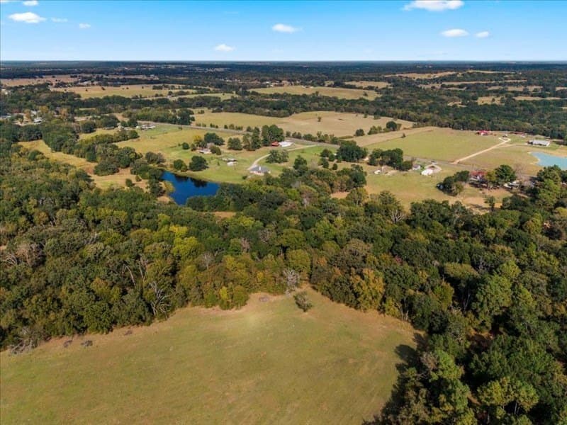 17.72 acres in Henderson County - photo 31