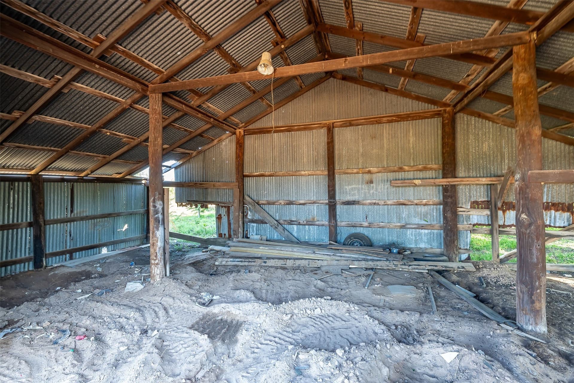 6.91 acres in Henderson County - photo 8