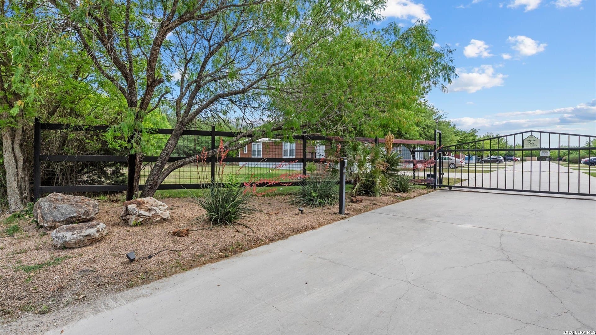 24.96 acres in Comal County