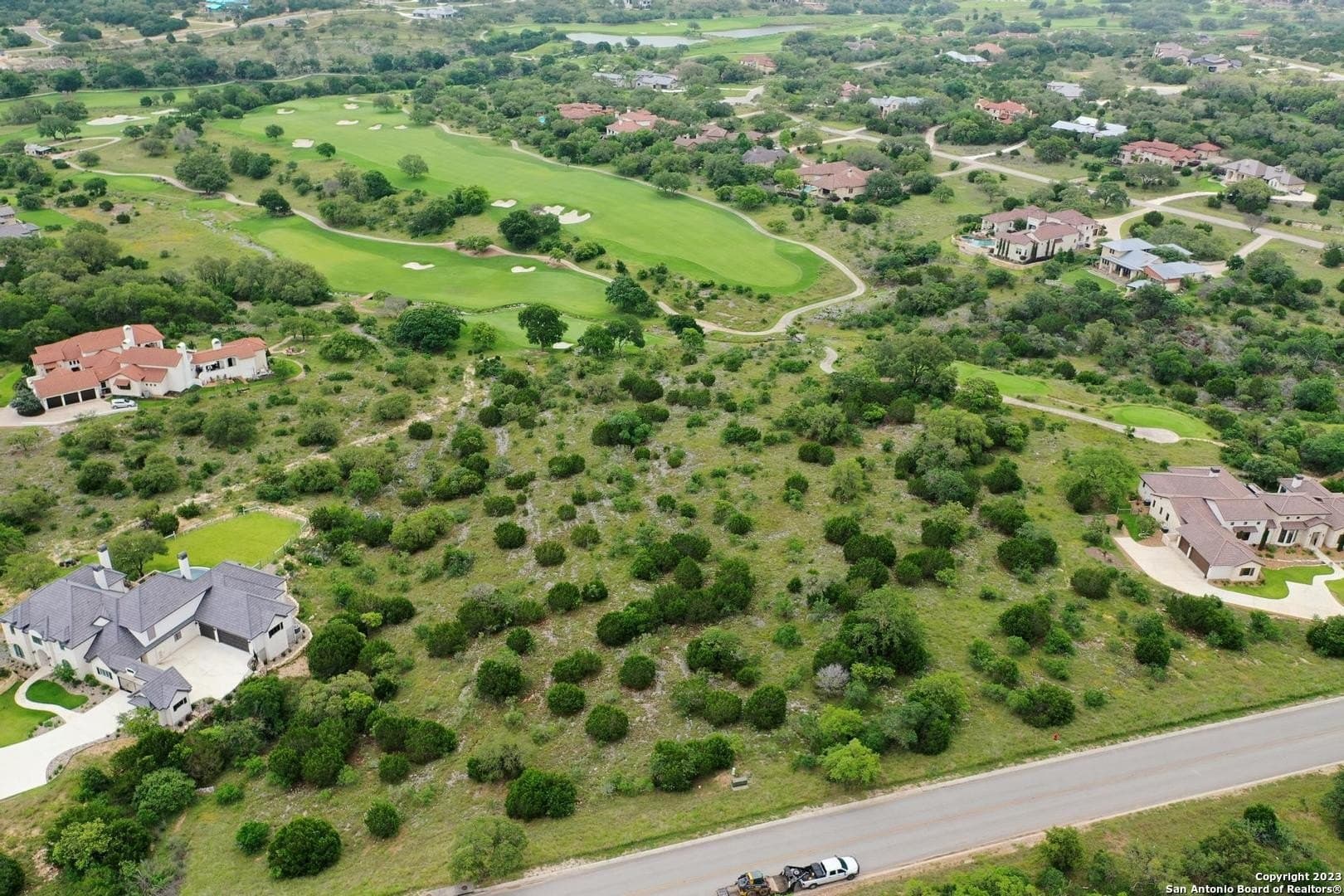 1.74 acres in Kendall County gallery image 3