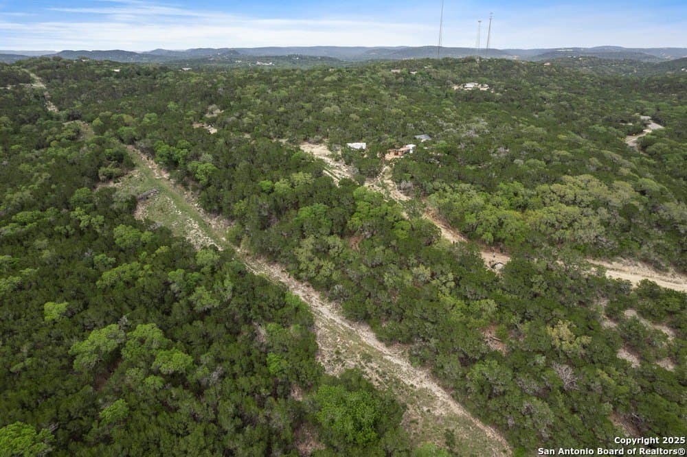 0.89 acres in Bandera County - photo 8