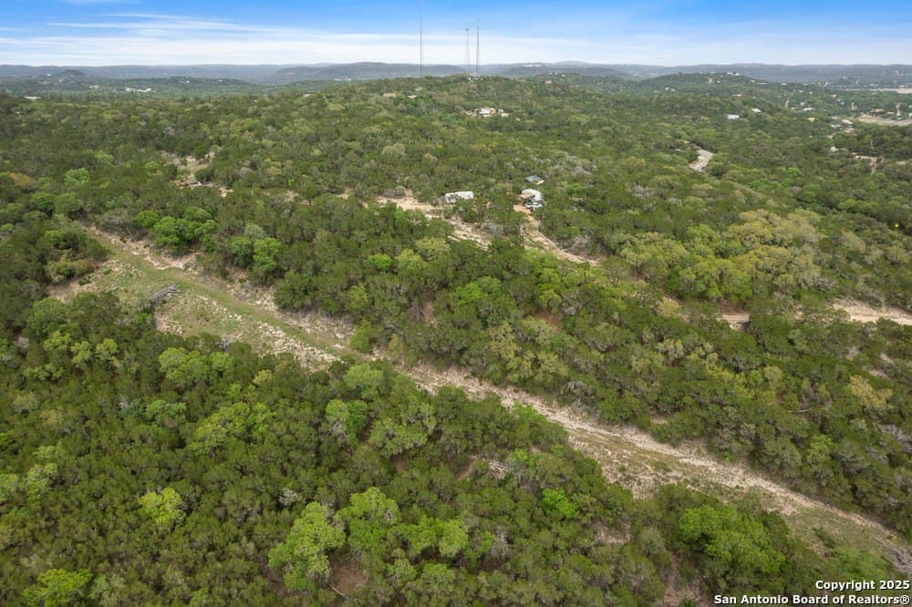 0.89 acres in Bandera County - photo 7