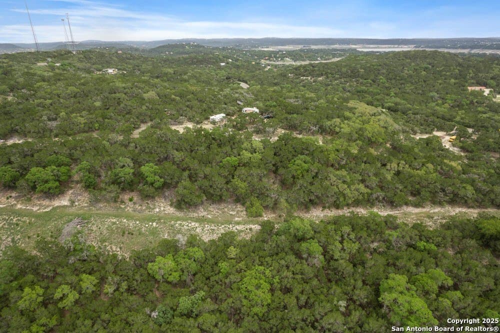 0.89 acres in Bandera County - photo 6