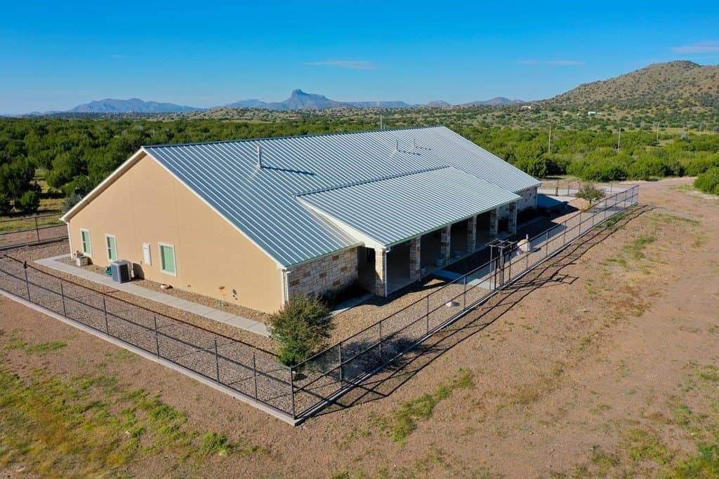 105.62 acres in Brewster County - photo 9