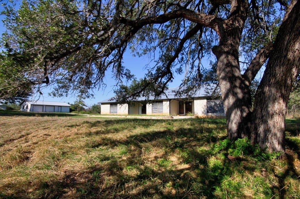 10 acres in Llano County - photo 5