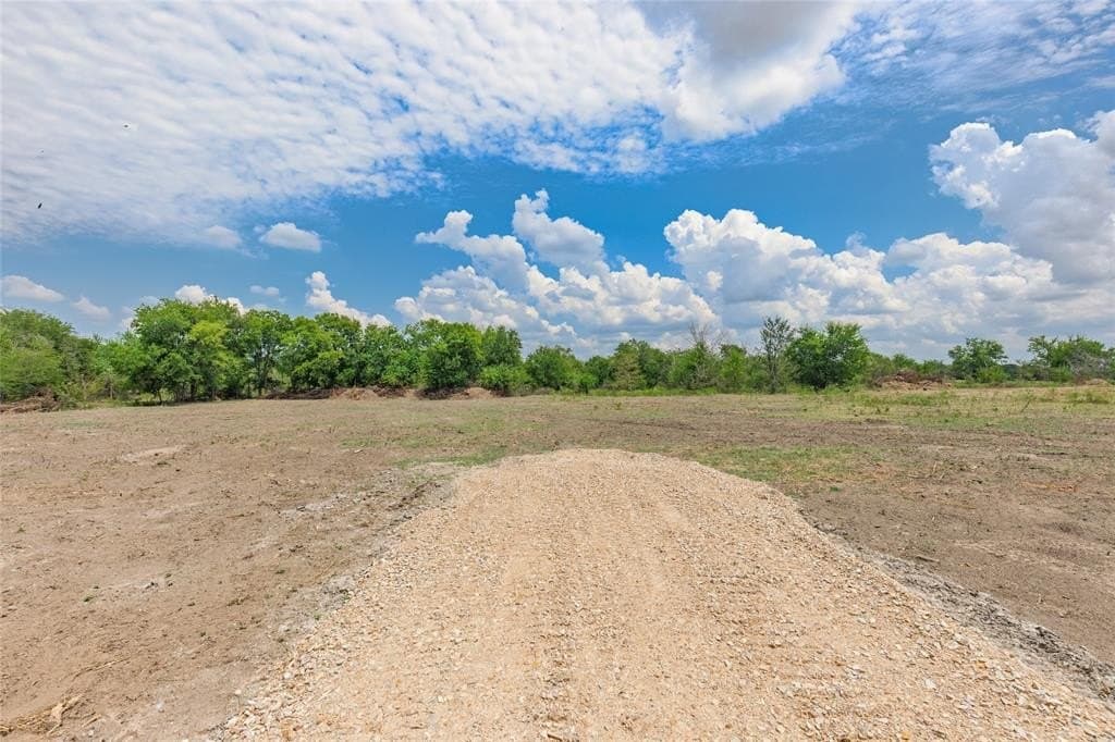 1.5 acres in Hopkins County featured view