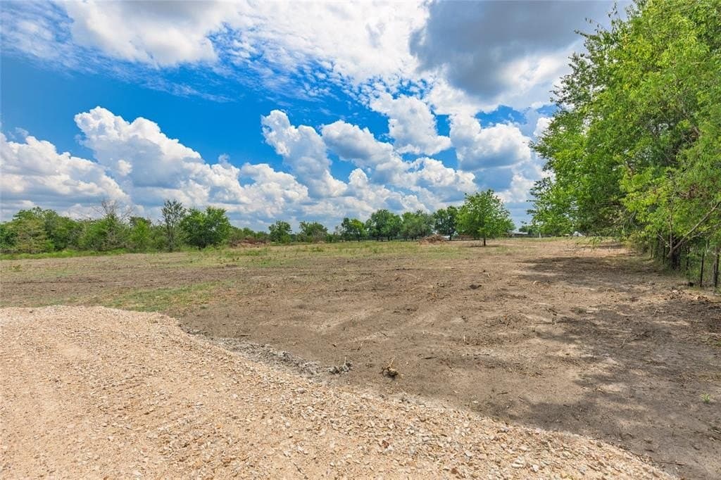 1.5 acres in Hopkins County gallery image 4