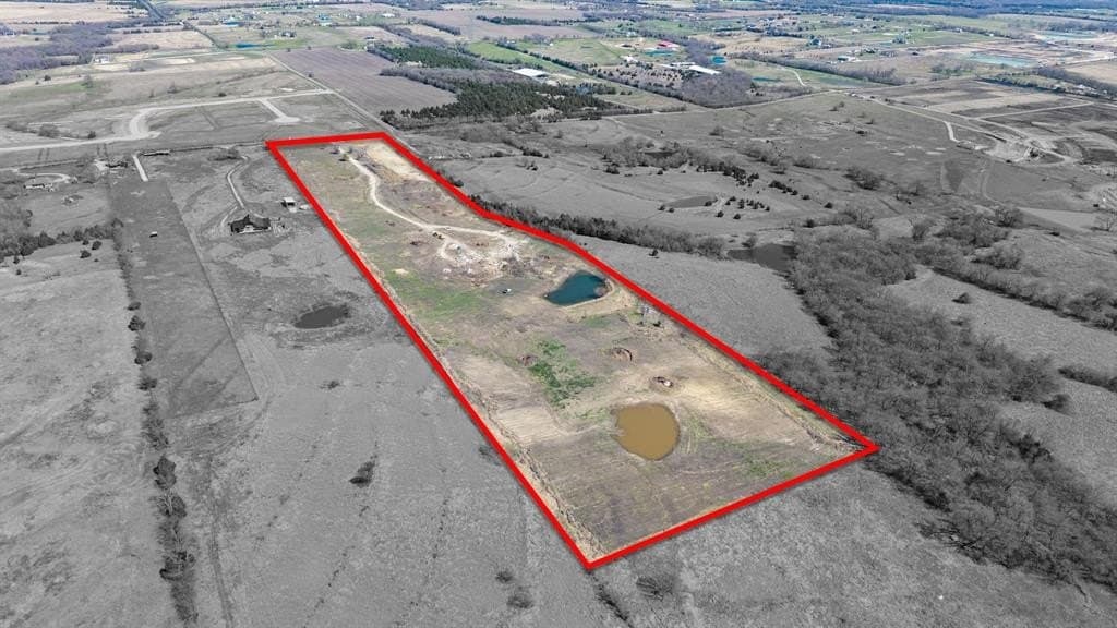 1 acres in Collin County gallery image 4