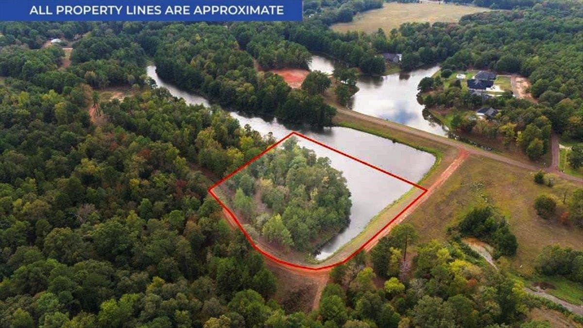 3.84 acres in Upshur County - photo 3