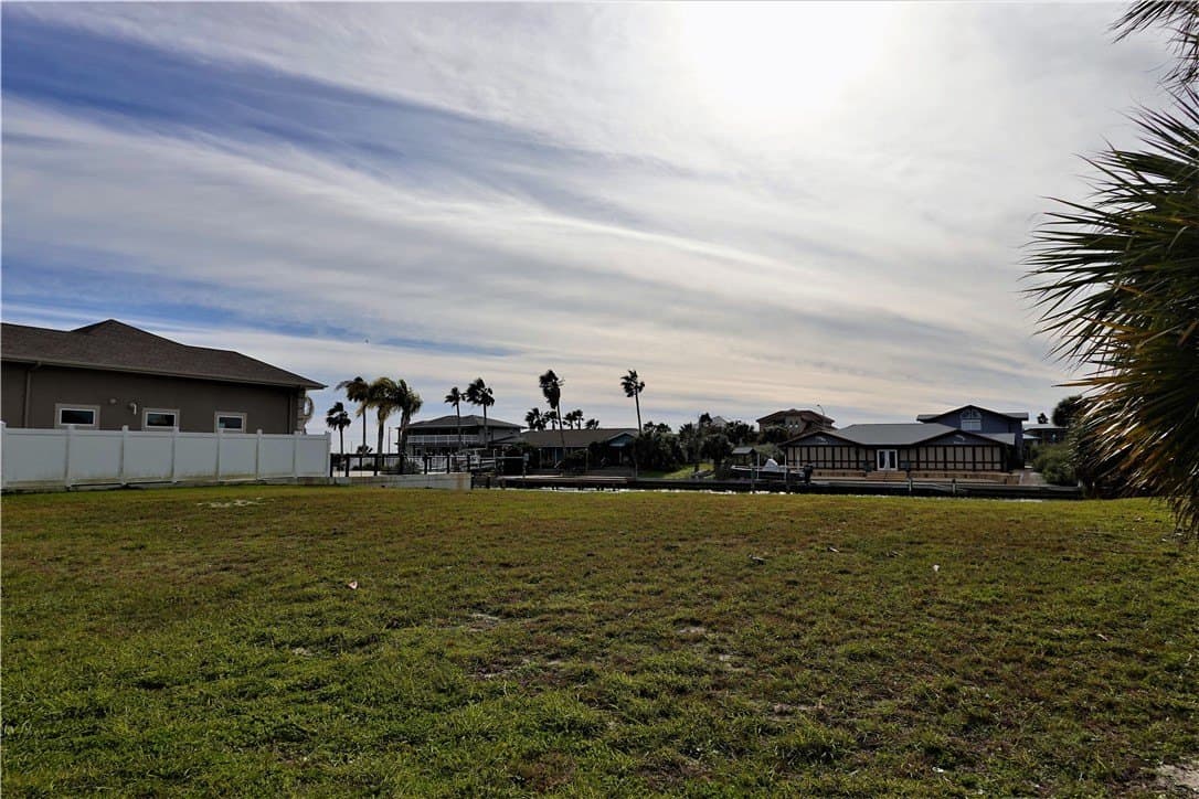 0.27 acres in Nueces County