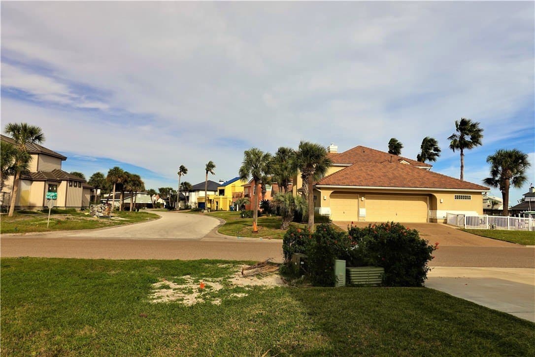 0.27 acres in Nueces County - photo 7