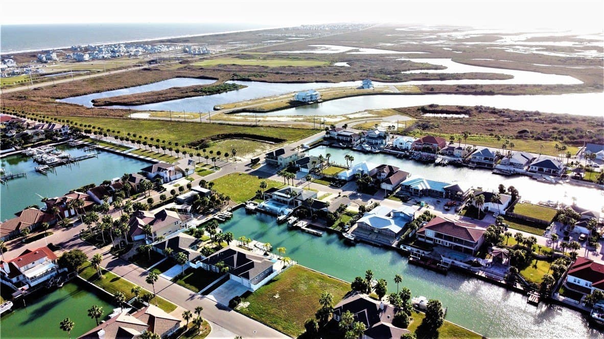 0.27 acres in Nueces County - photo 38