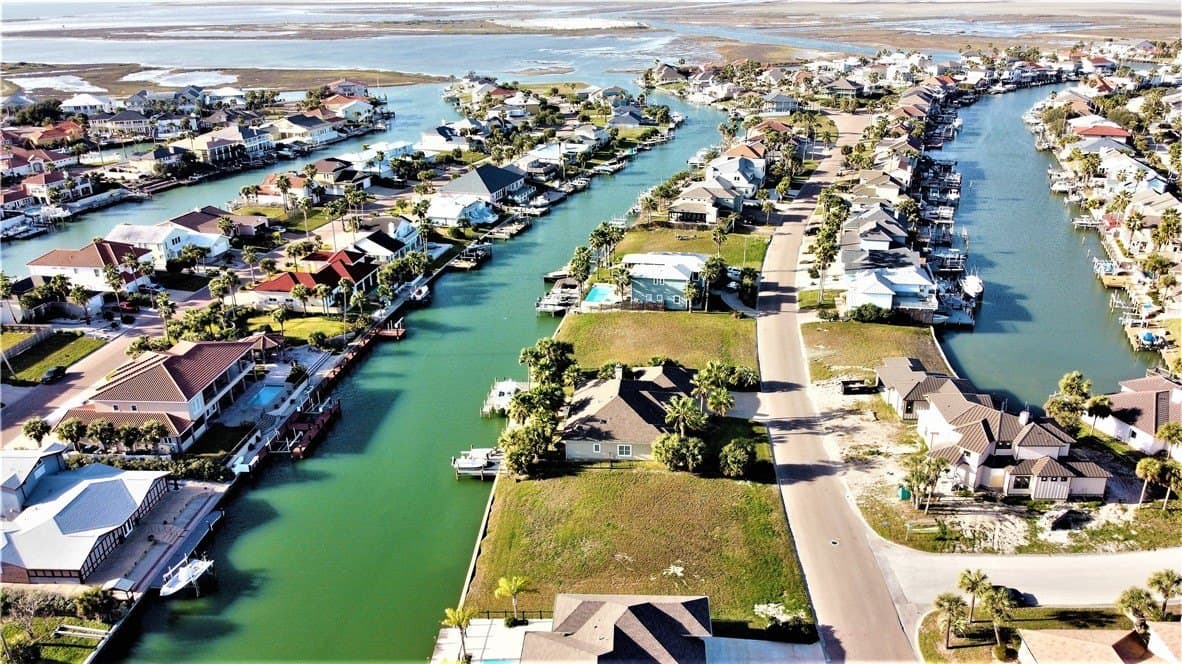0.27 acres in Nueces County - photo 33
