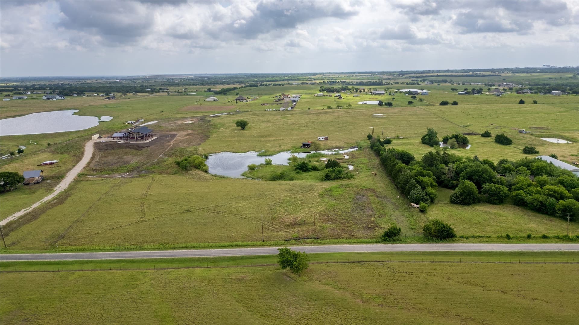 21.32 acres in Ellis County gallery image 3