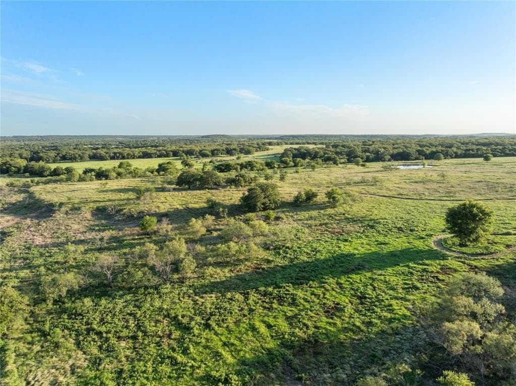 28 acres in Clay County