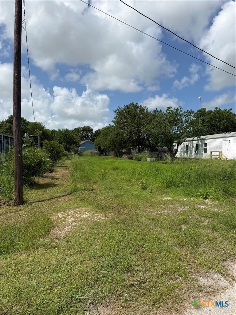 0.17 acres in Calhoun County gallery image 2
