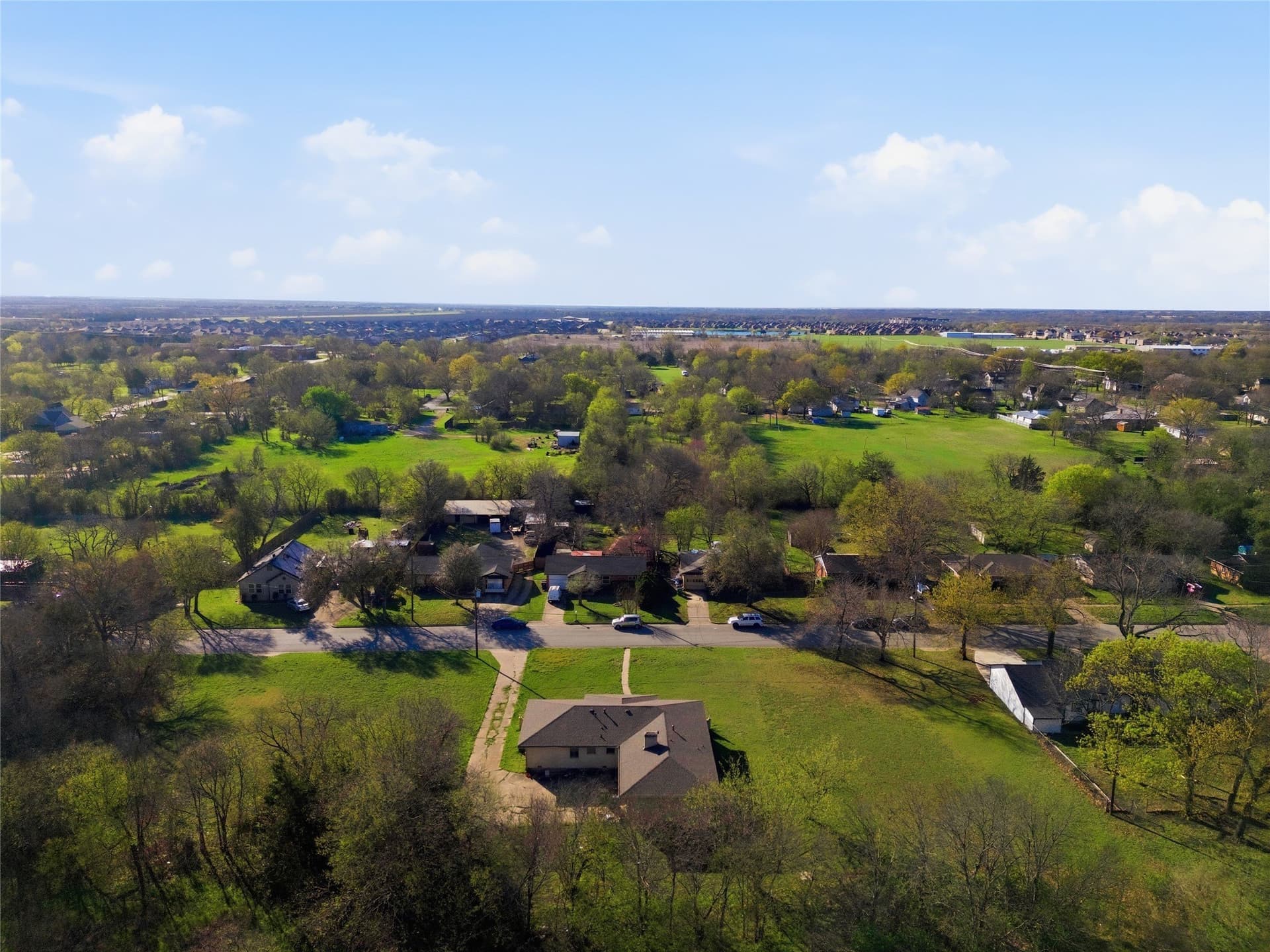7.89 acres in Ellis County - photo 6