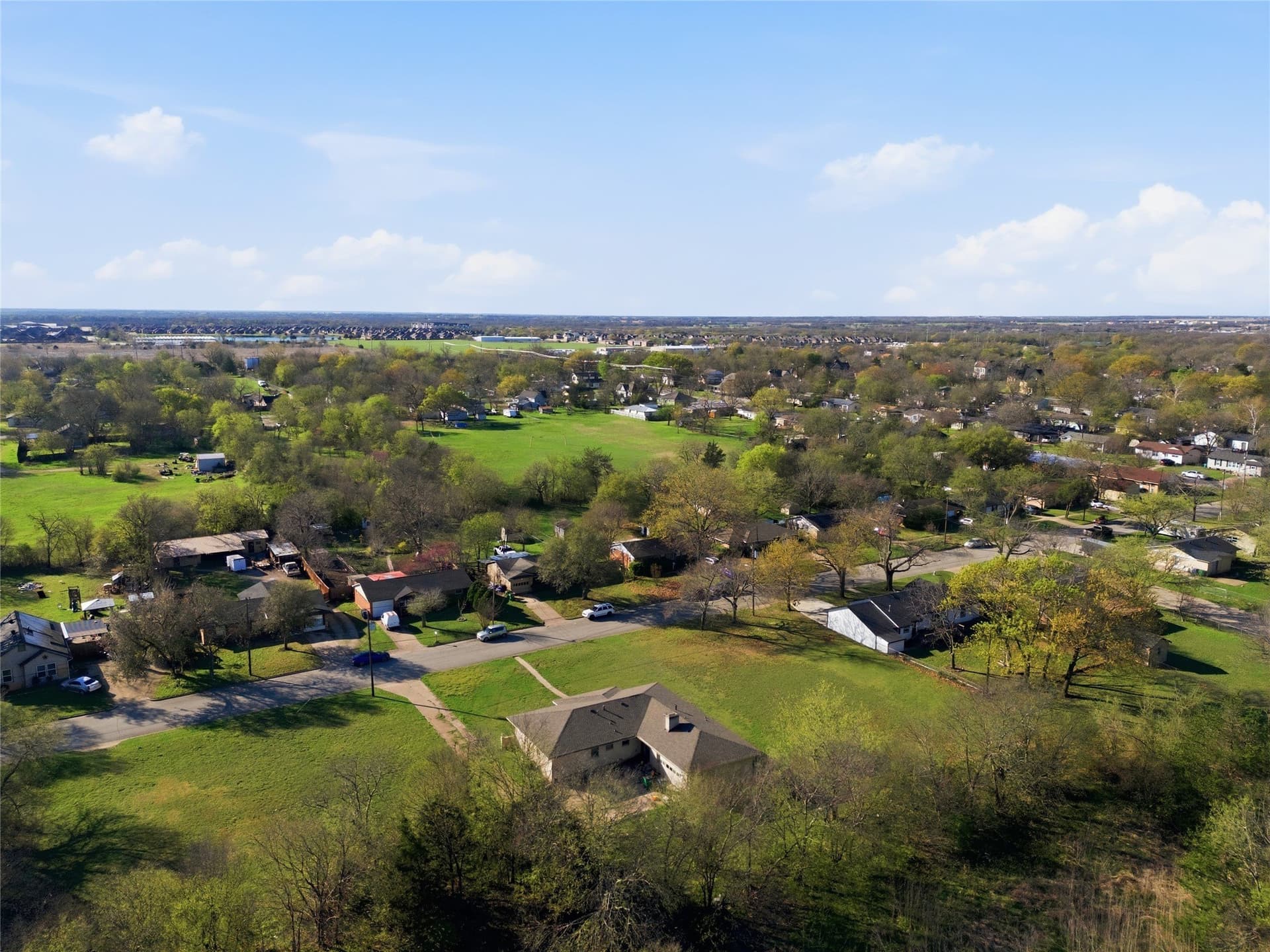 7.89 acres in Ellis County - photo 5