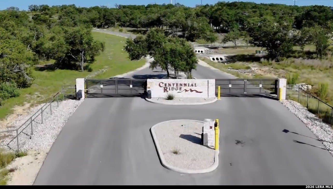 5.01 acres in Comal County