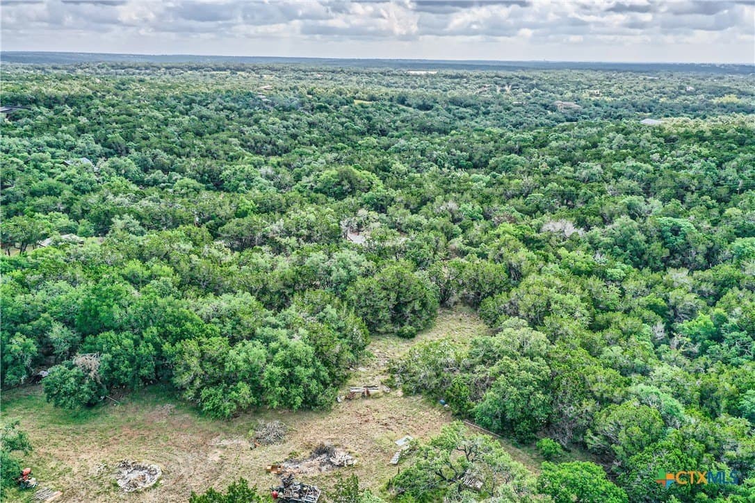 2.5 acres in Hays County featured view