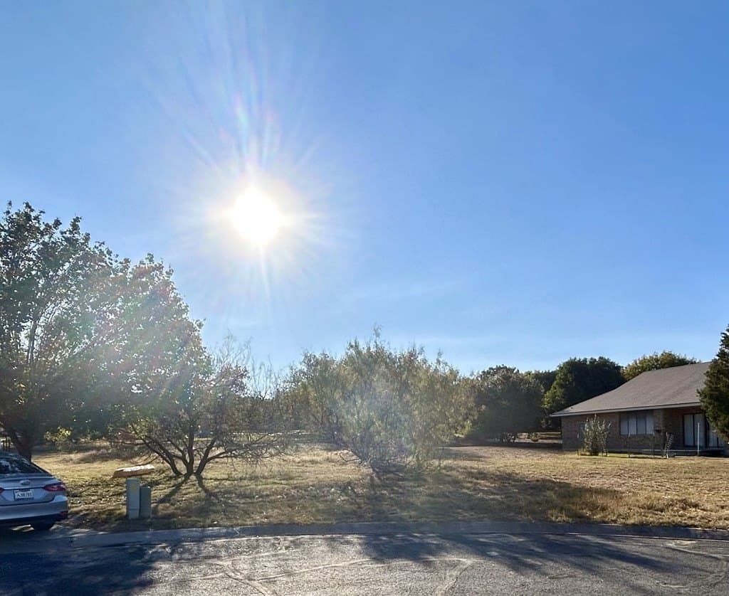 0.1 acres in Kerr County gallery image 2