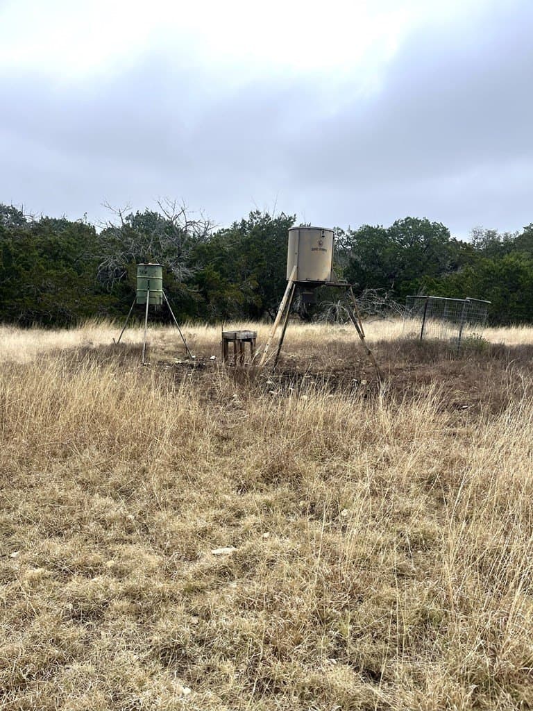 30.8 acres in Real County - photo 36