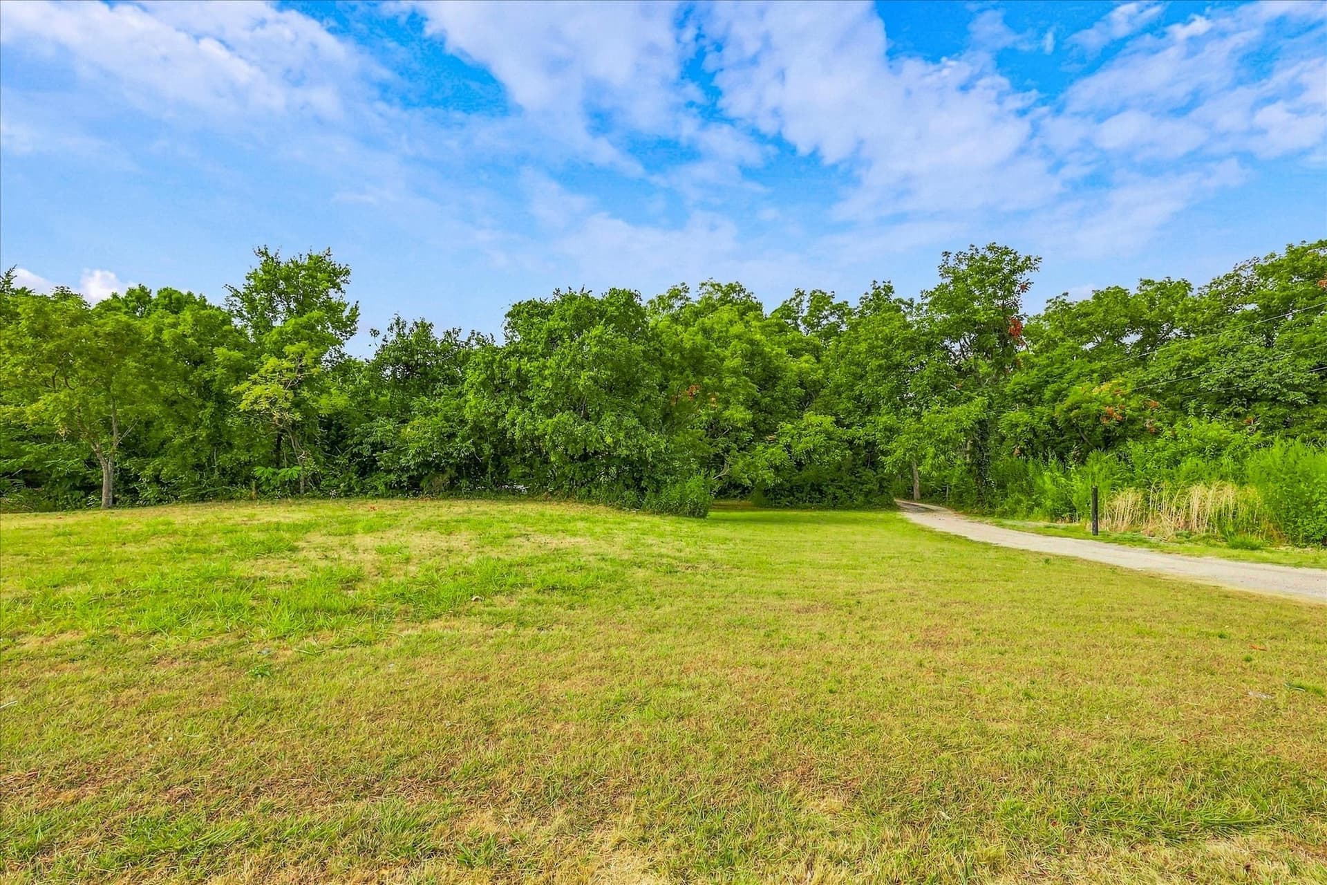 2.67 acres in Dallas County - photo 2