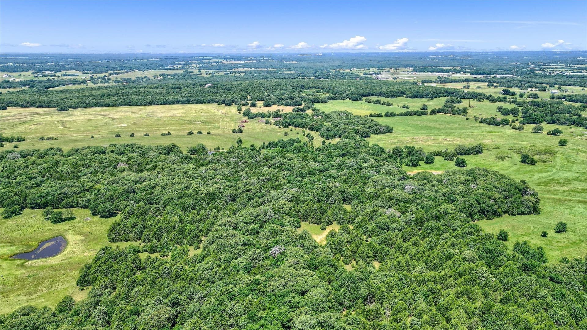 15.8 acres in Cooke County featured view