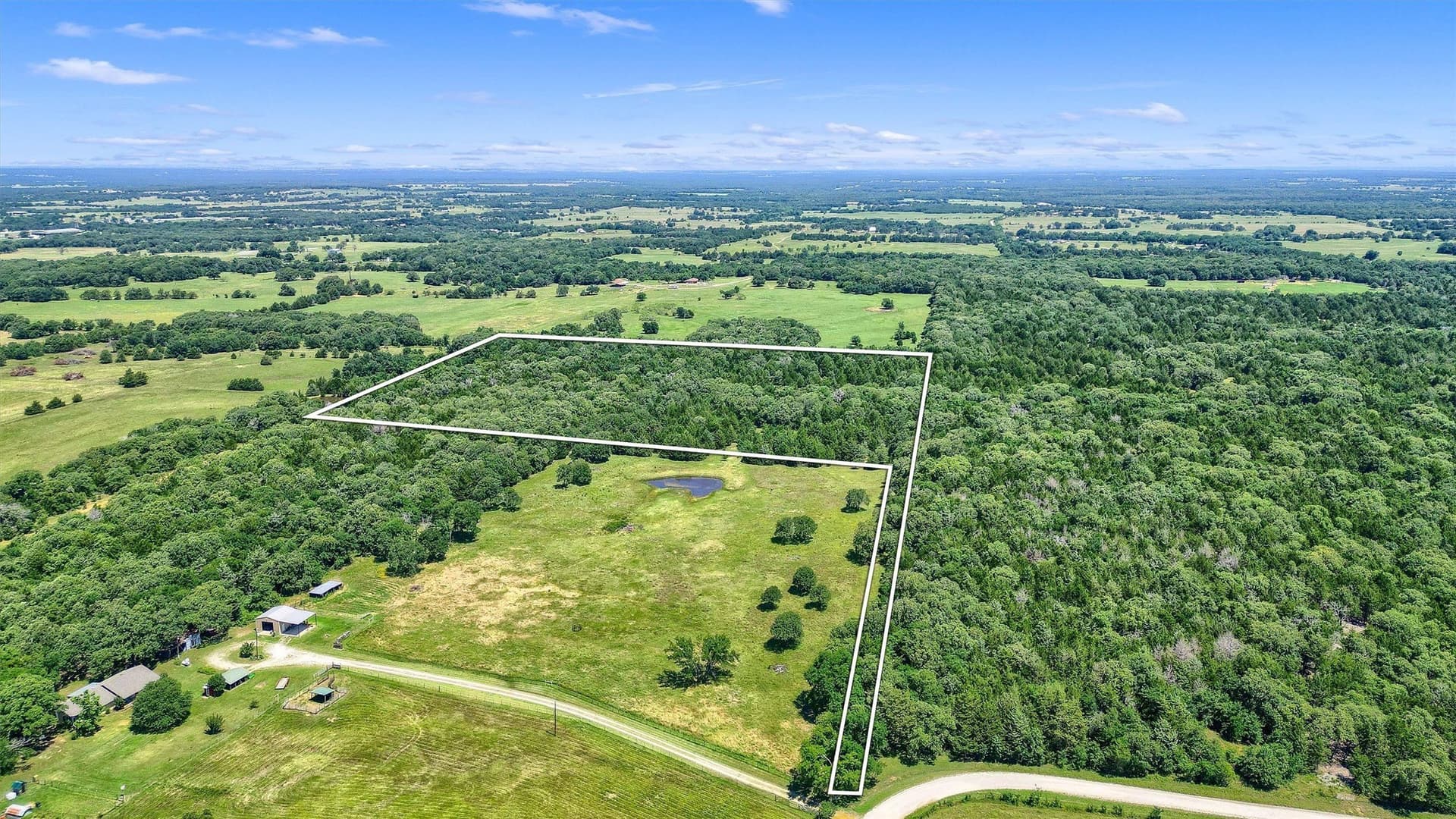 15.8 acres in Cooke County
