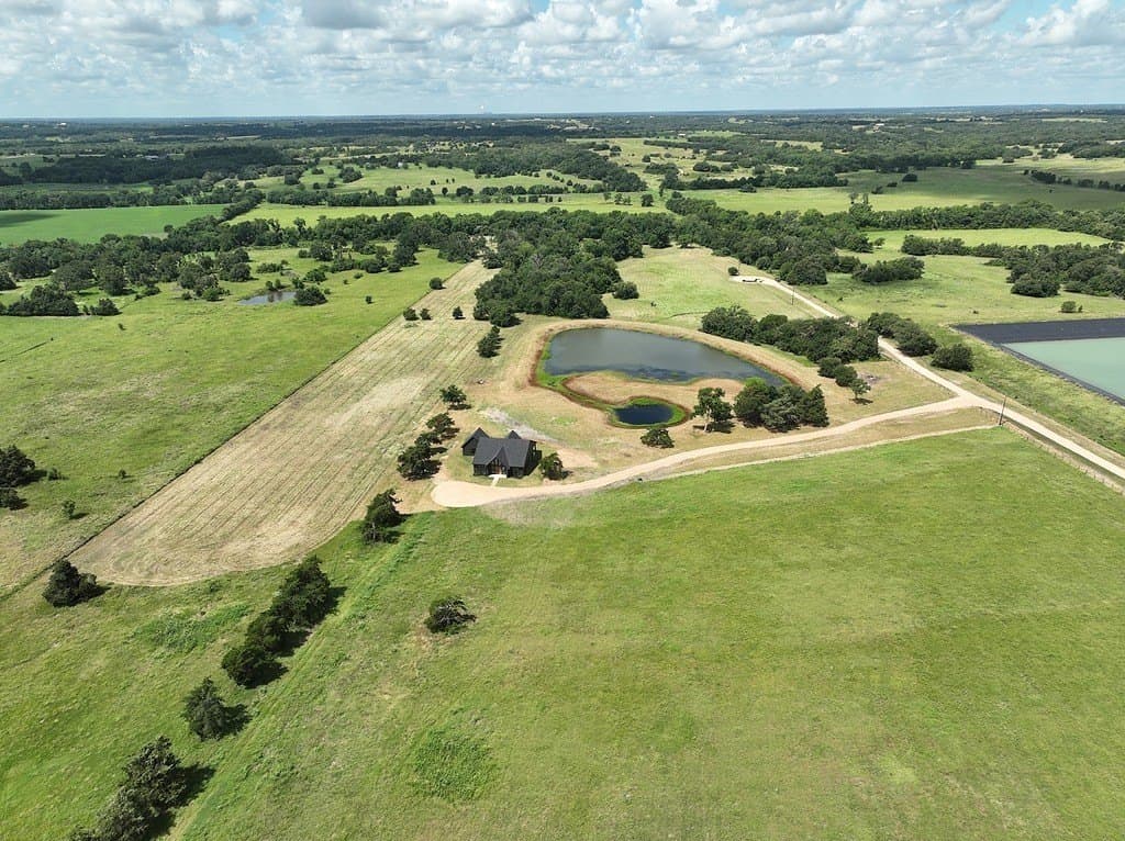 26.11 acres in Washington County gallery image 2