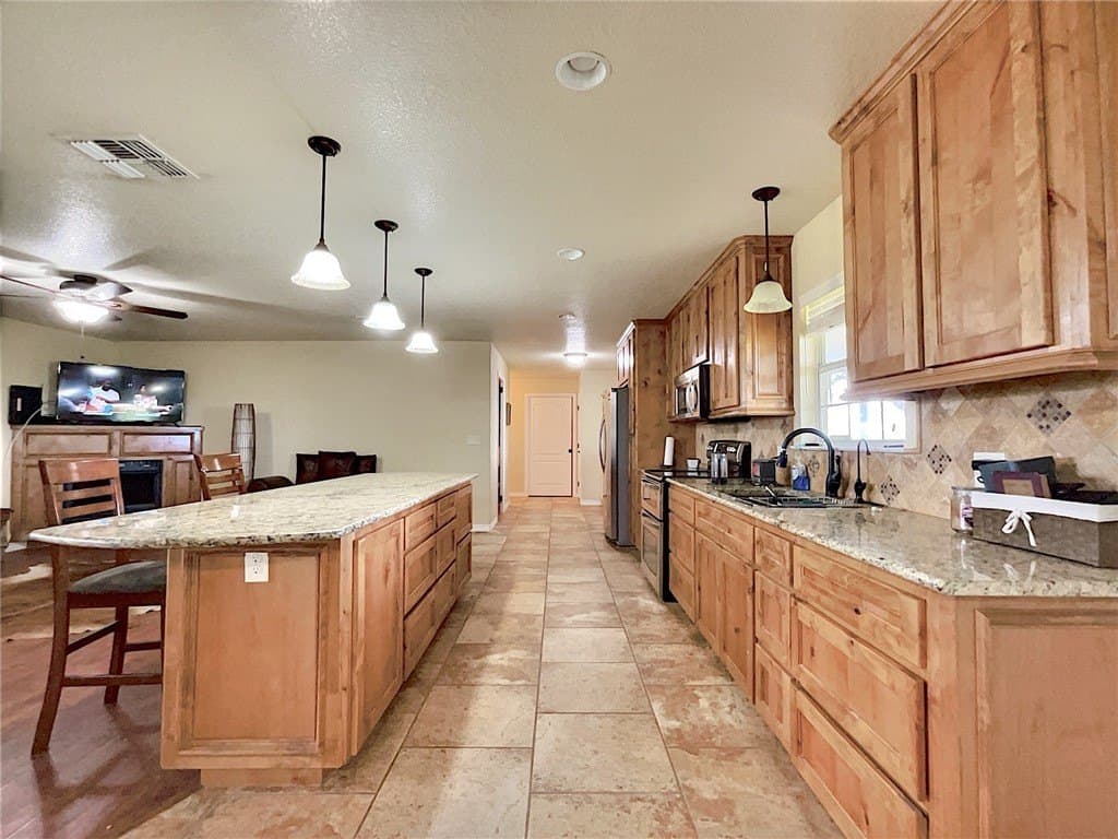 47.57 acres in Bee County - photo 10