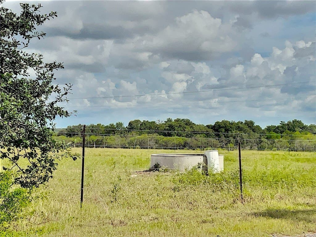 47.57 acres in Bee County - photo 32