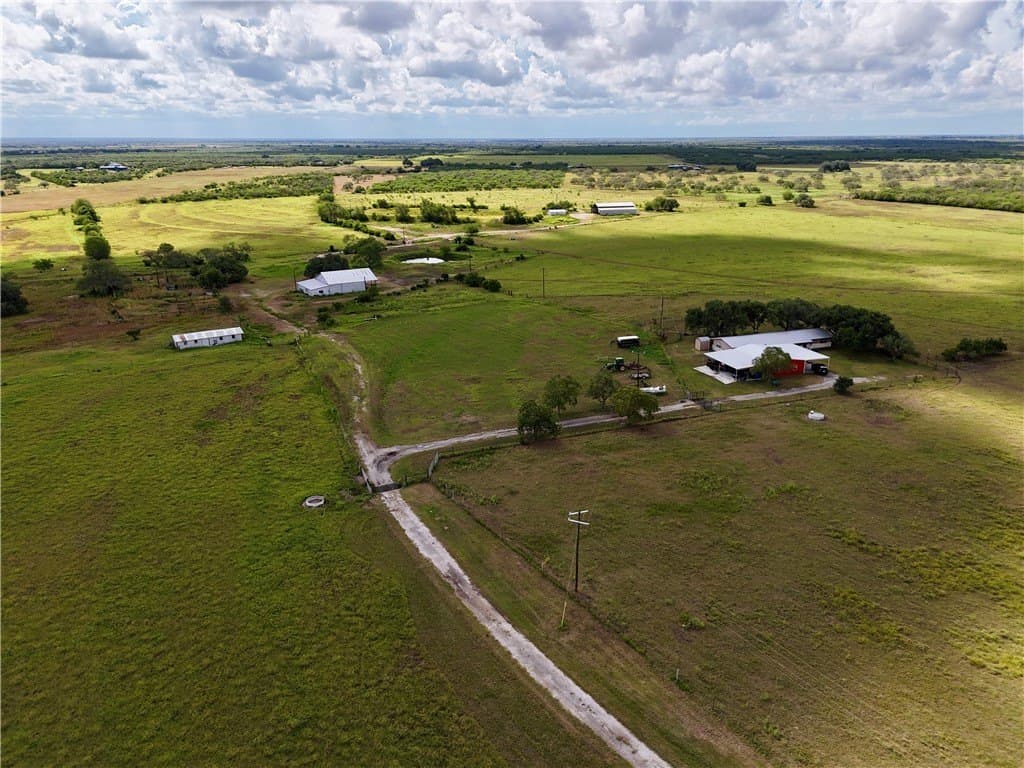 47.57 acres in Bee County - photo 35
