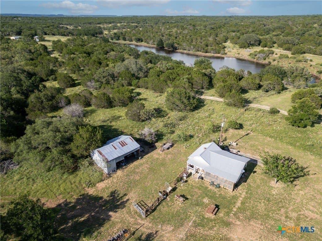 60.09 acres in Lampasas County
