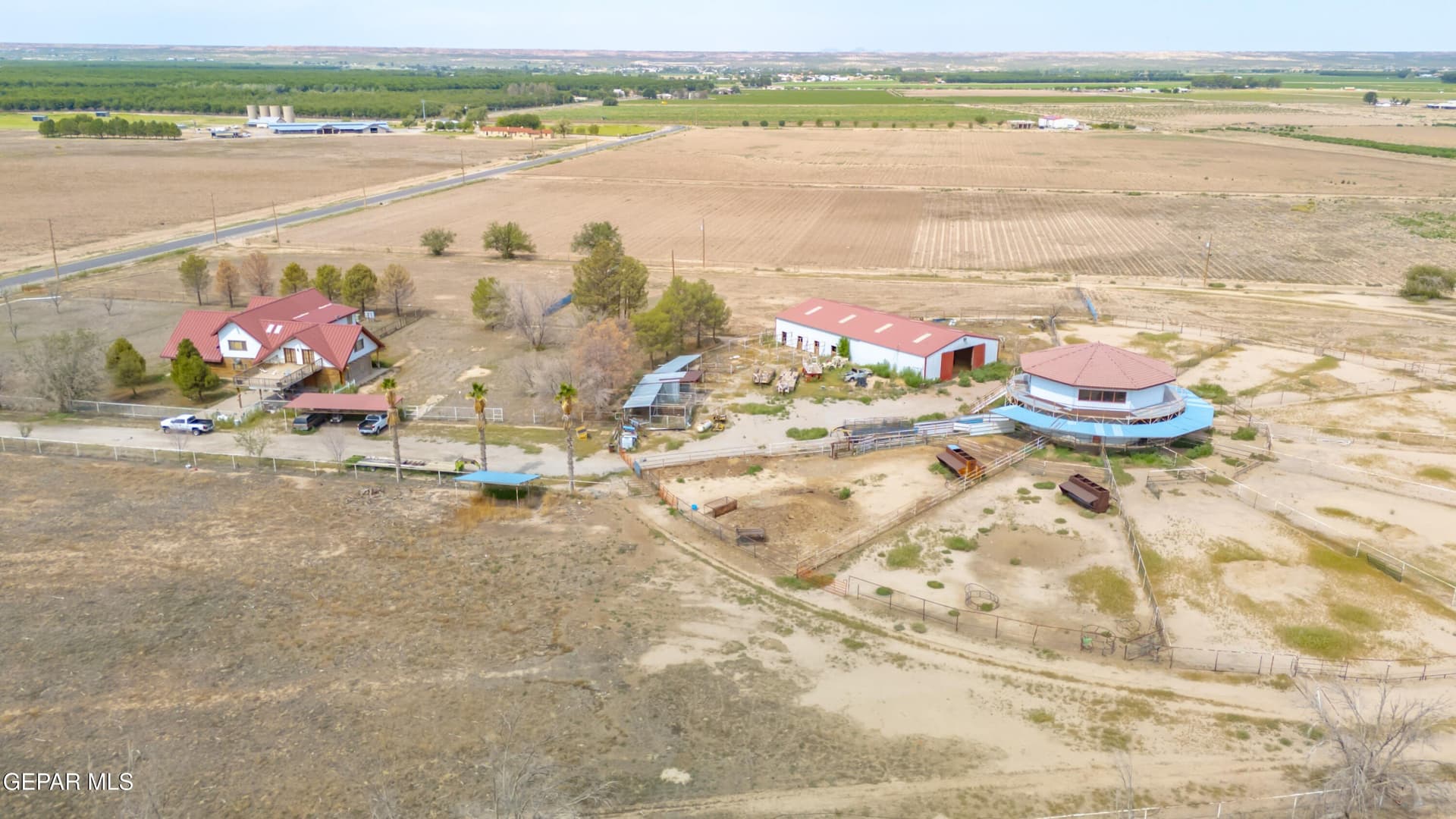 13.5 acres in El Paso County gallery image 2