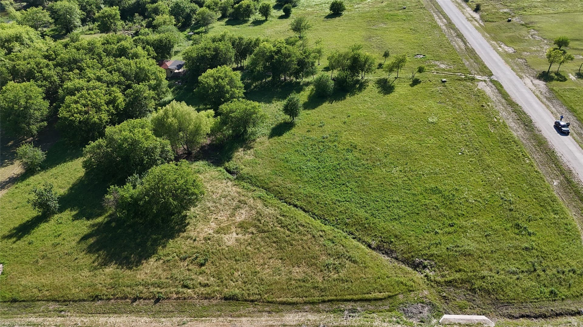 2 acres in Hill County - photo 3
