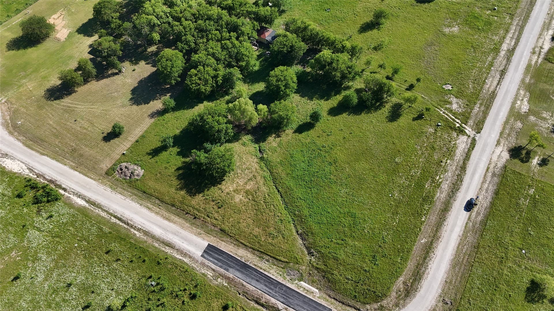 2 acres in Hill County - photo 4